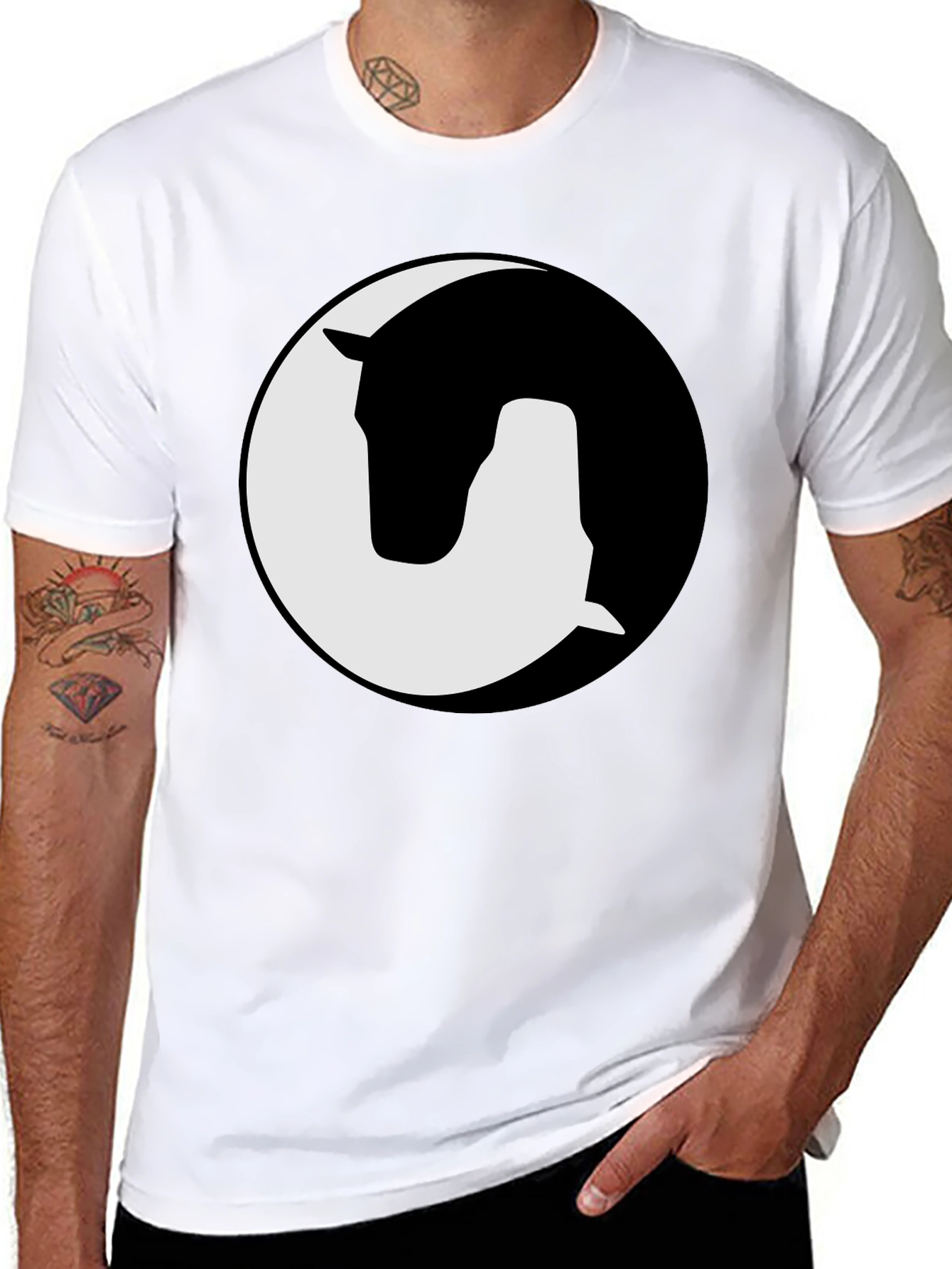 Camiseta Negra Yin Yang Caballo Diseño Gráfico Unisex