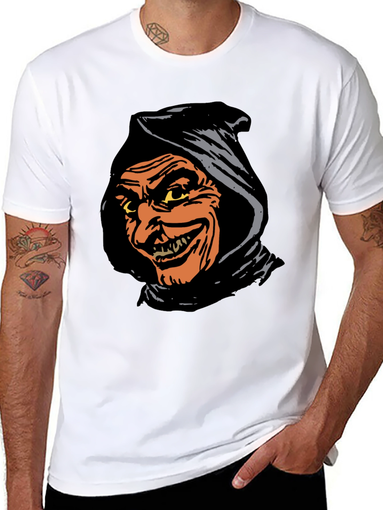Camiseta Negra con Diseño de Personaje de Terror