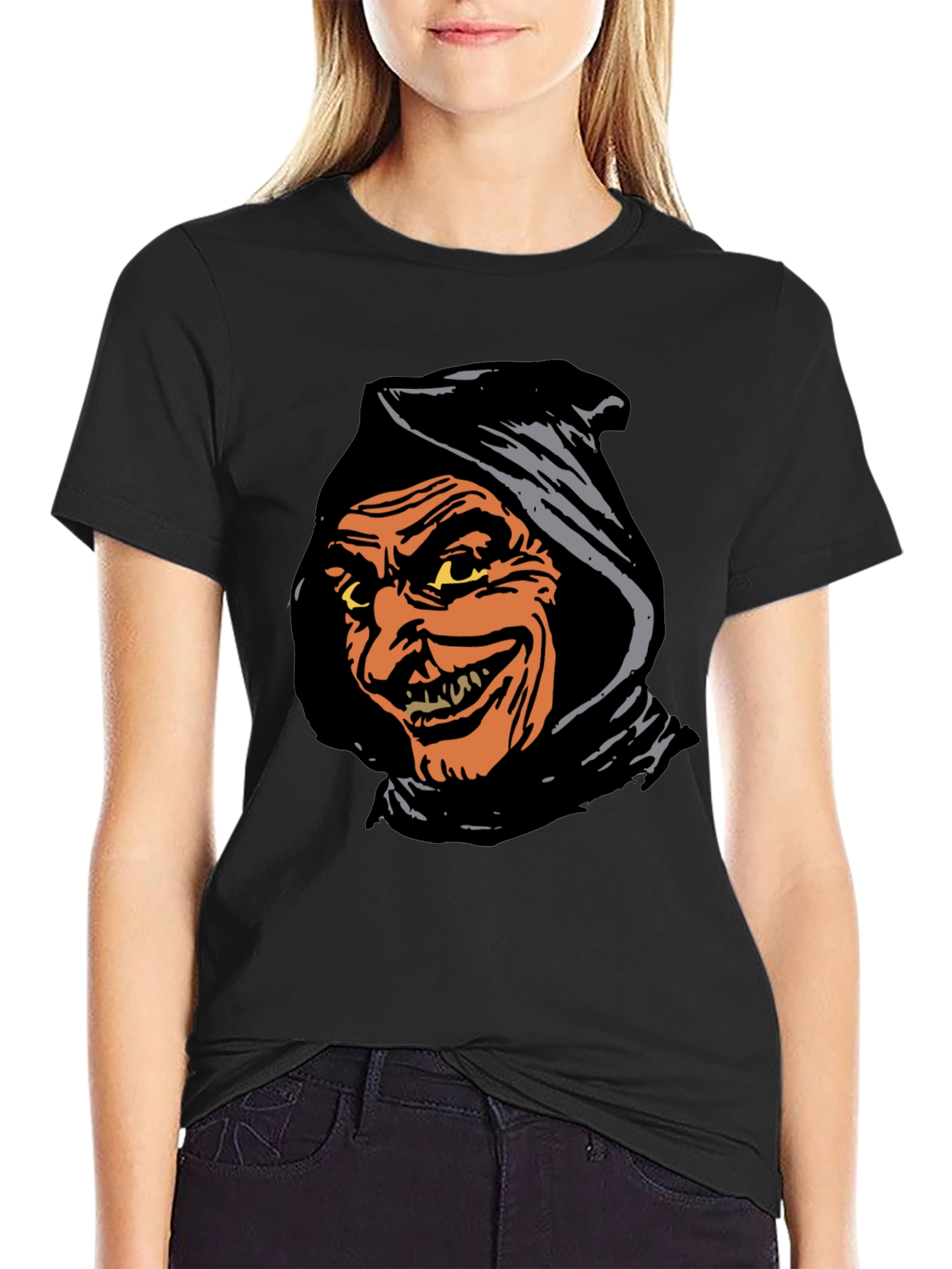 Camiseta Negra con Diseño de Personaje de Terror