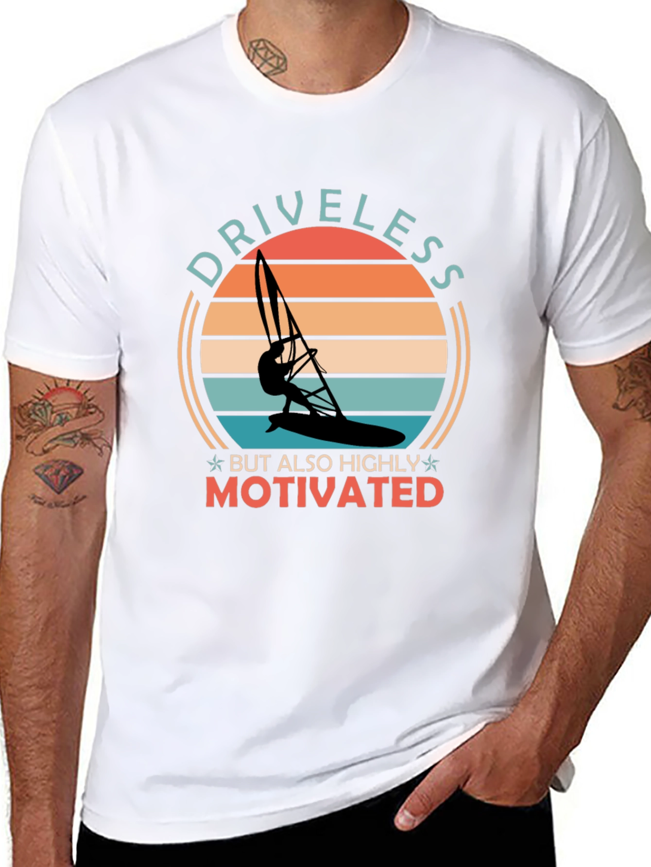 Camiseta Negra con Diseño de Windsurfista Motivacional