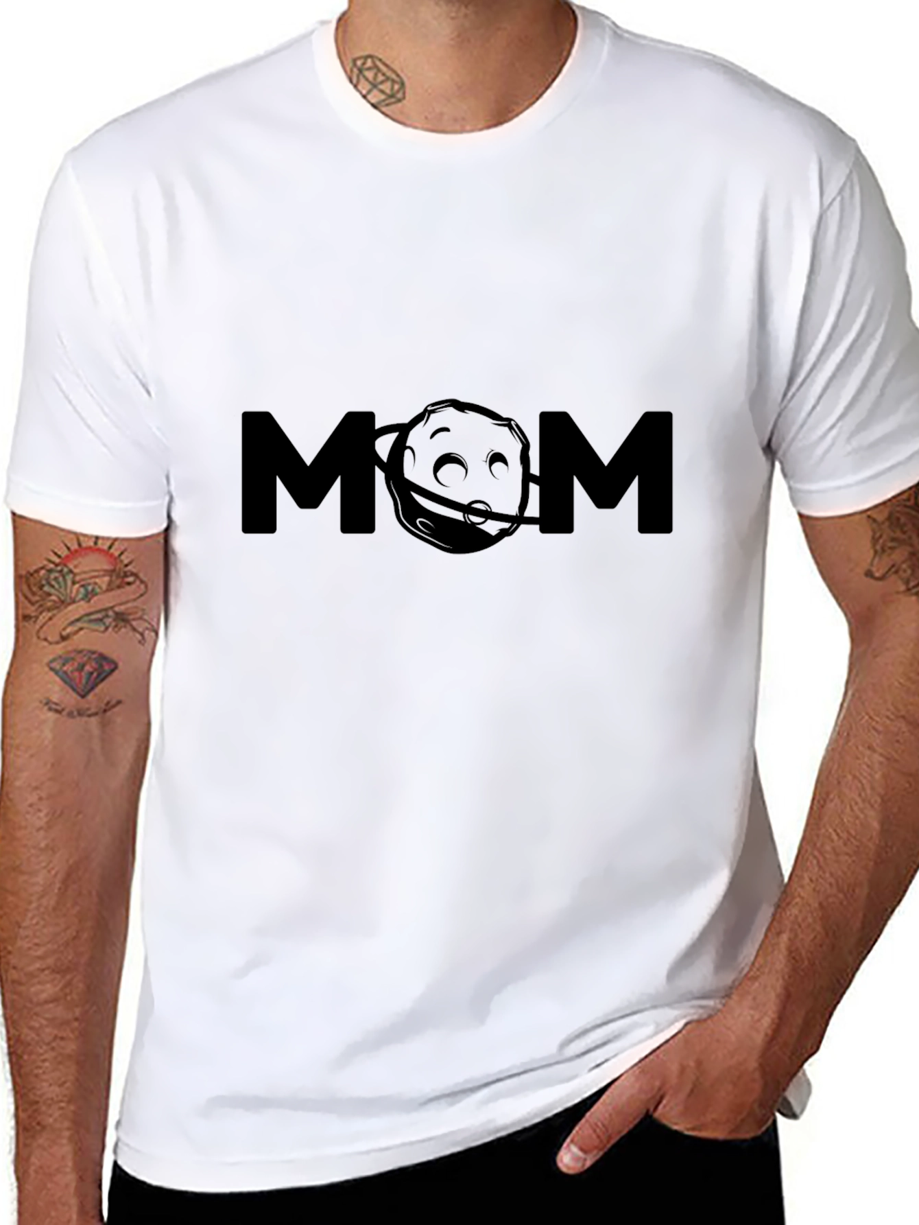 Camiseta Negra MOM con Diseño Original