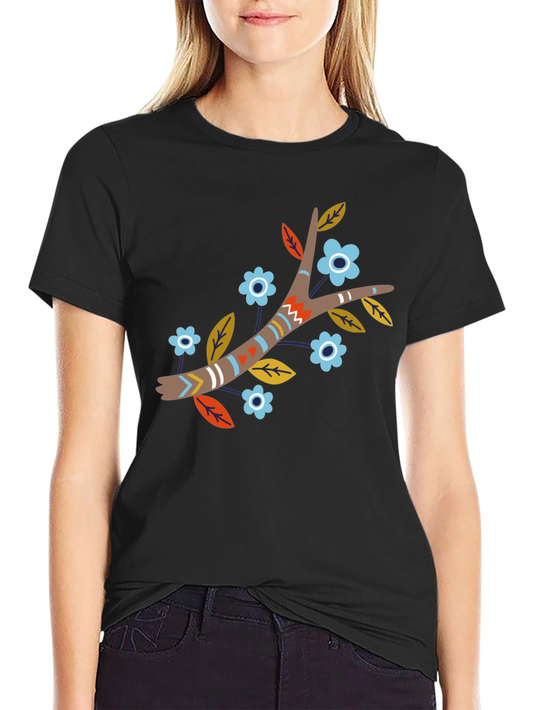 Camiseta Negra con Diseño de Rama Floral Tribal