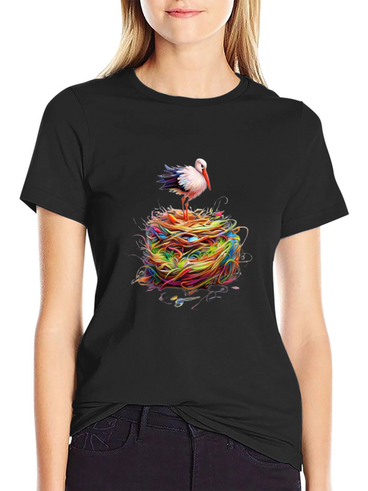Camiseta Negra con Diseño de Cigüeña Abstracta