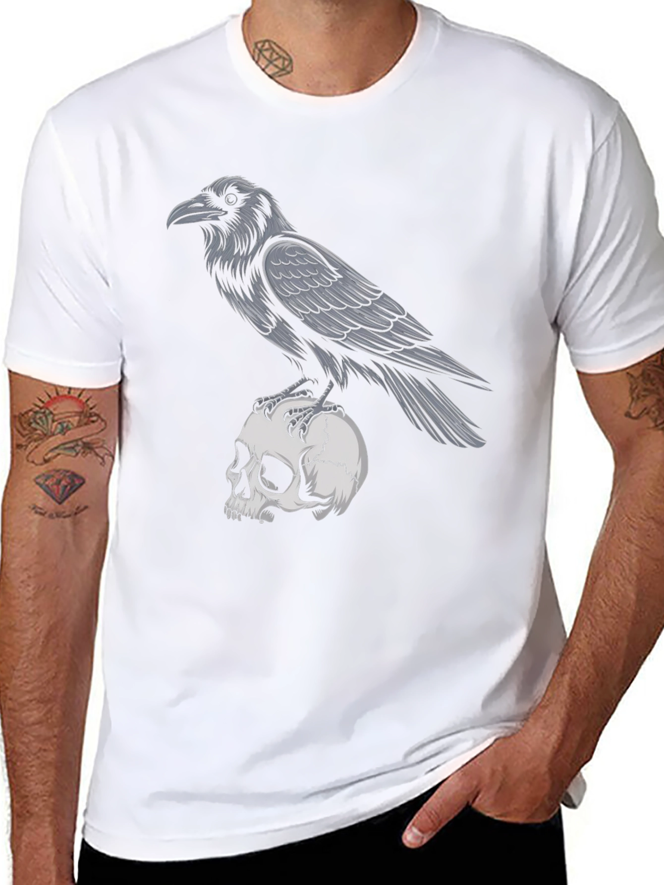 Camiseta Negra Cuervo y Calavera - Estilo Gótico