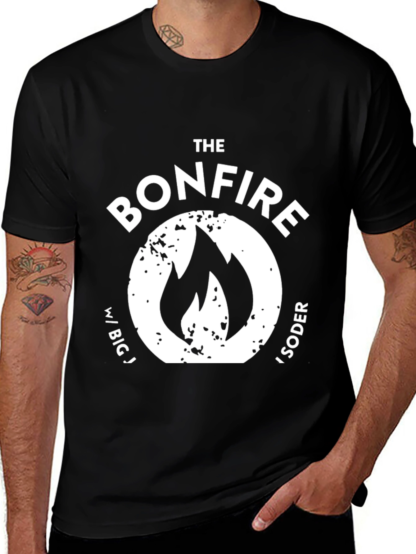 Camiseta Negra The Bonfire con Logo de Llama