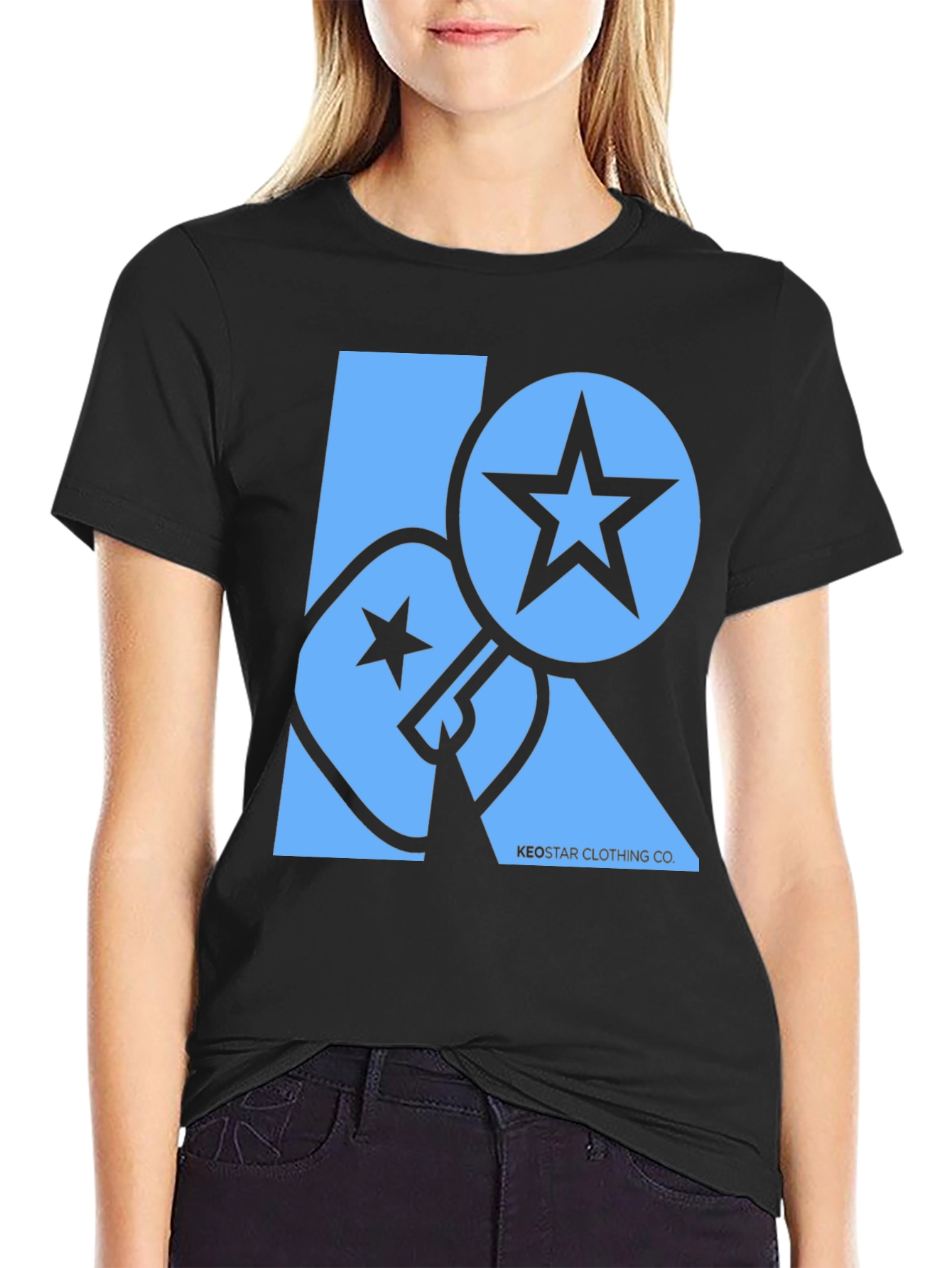 Camiseta Negra con Diseño Gráfico Keostar
