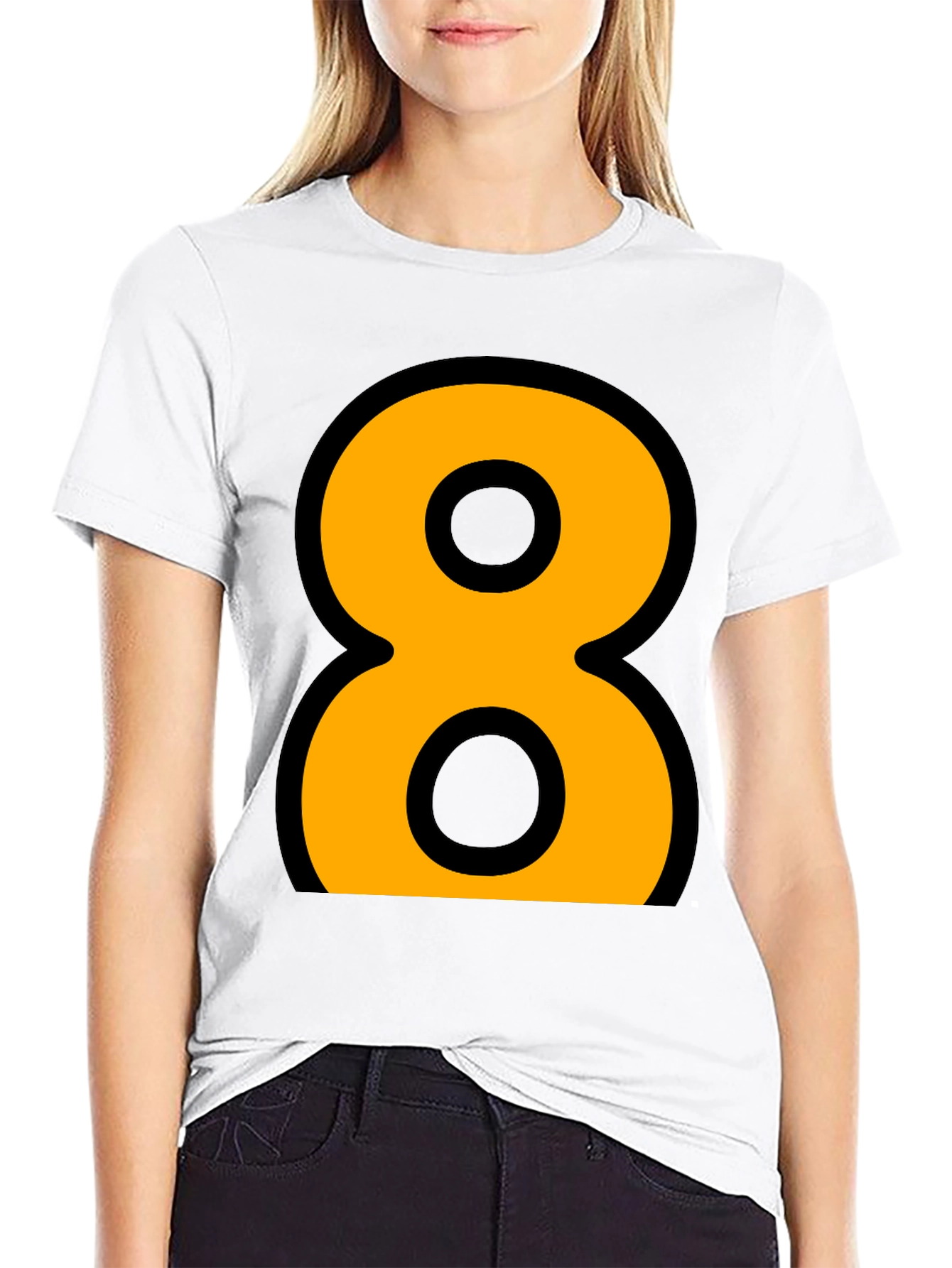 Camiseta Negra Número 8 Naranja