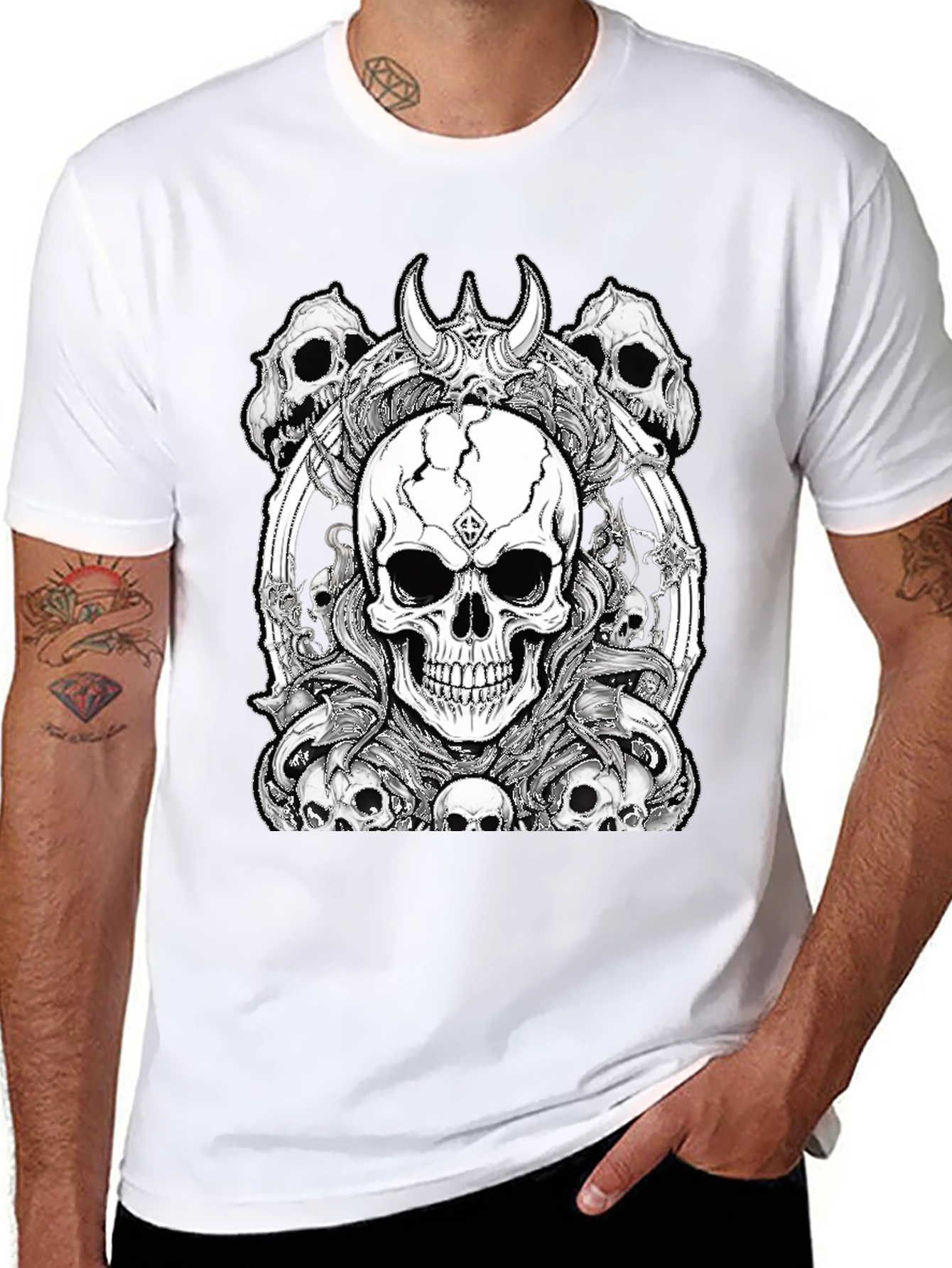 Camiseta Negra Calaveras Diseño Gótico