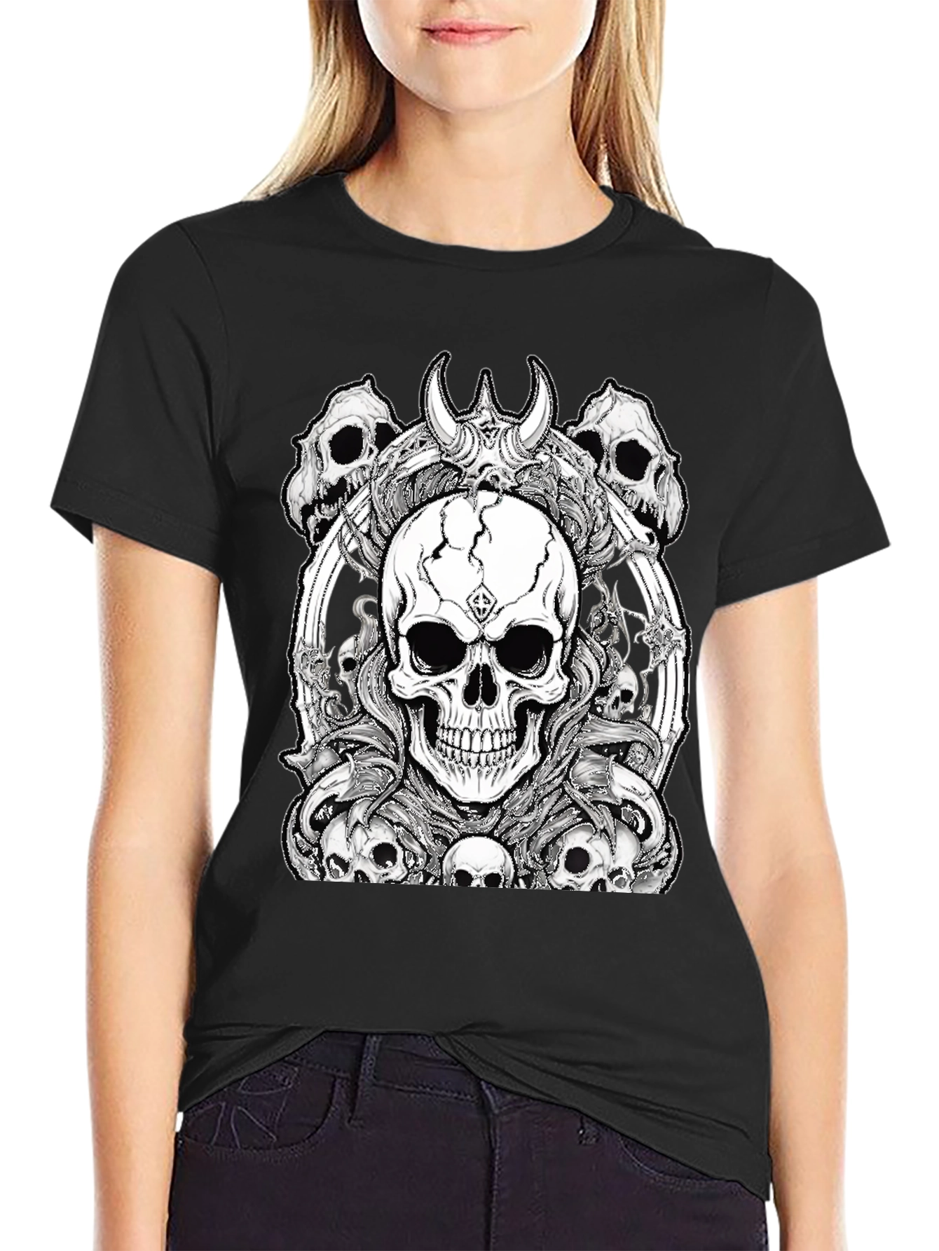 Camiseta Negra Calaveras Diseño Gótico