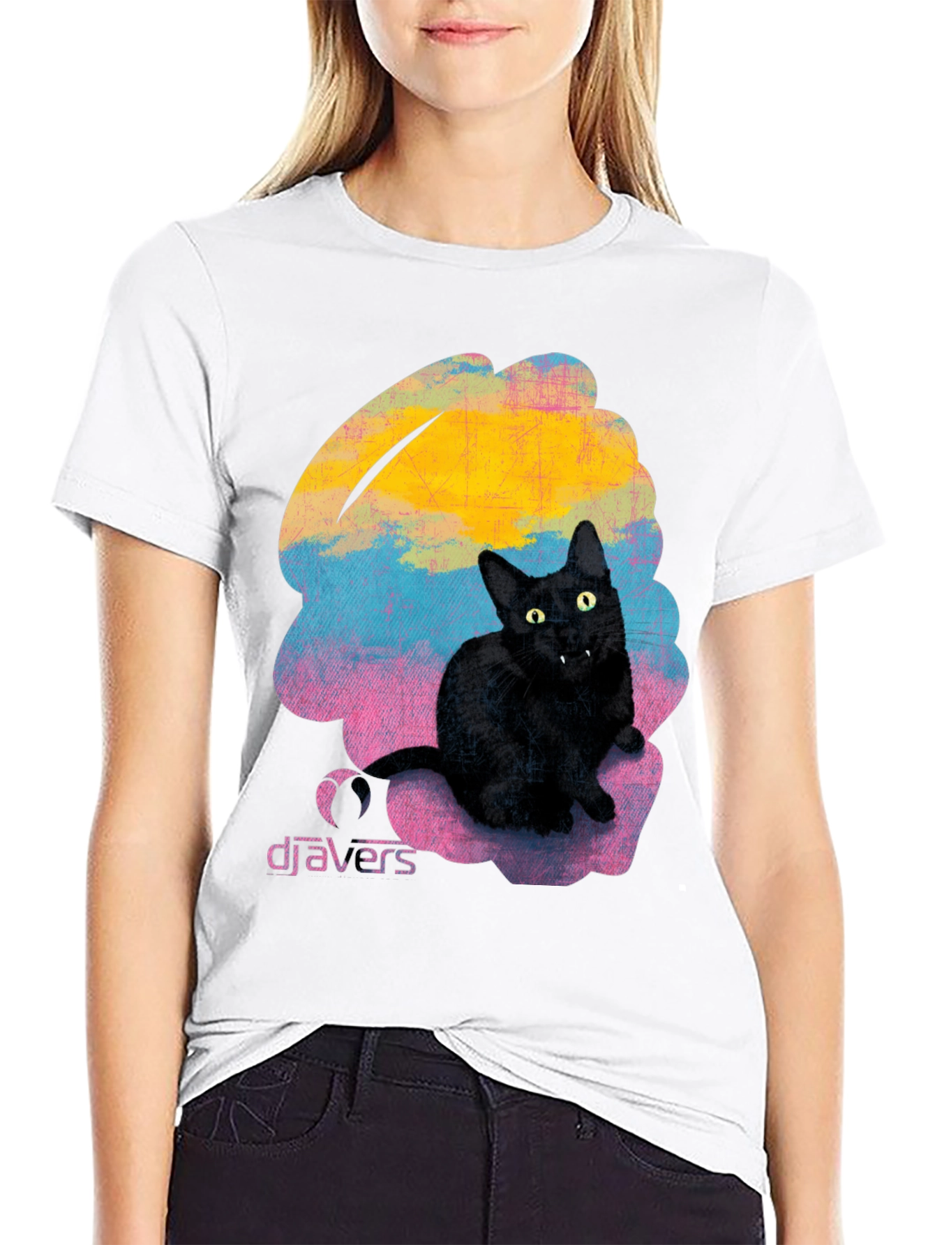 Camiseta Negra con Gato Djavers - Diseño Original