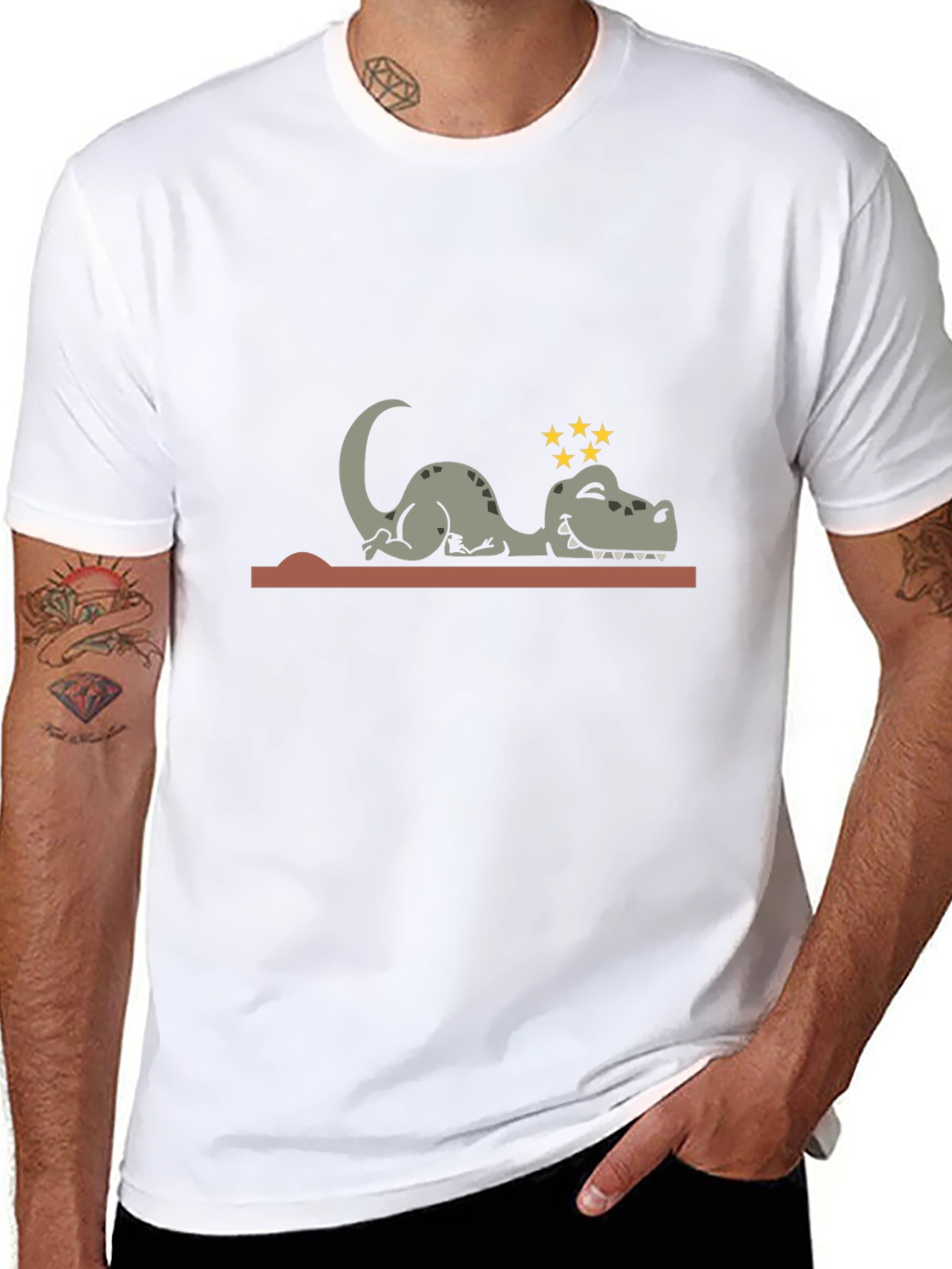 Camiseta Negra con Diseño de Dinosaurio Mareado