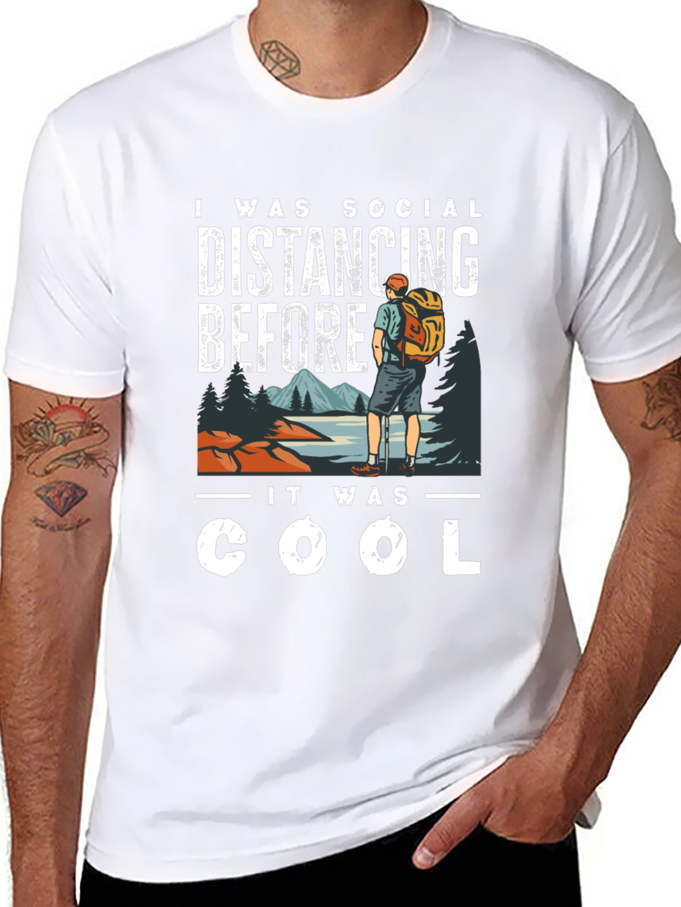 Camiseta Distanciamiento Social - Senderismo Cool