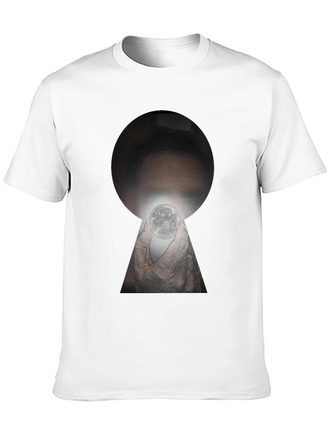 Camiseta Negra con Diseño Abstracto de Ojo de Cerradura