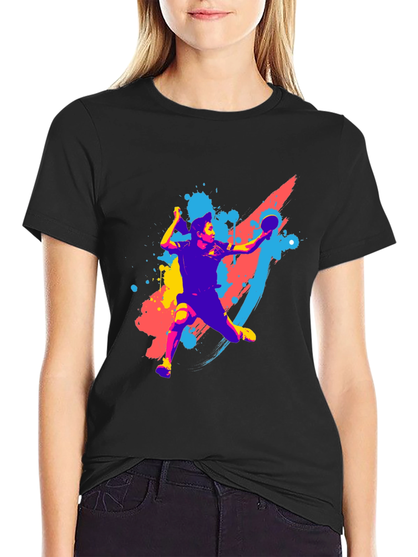 Camiseta Negra con Diseño de Tenis de Mesa Abstracto