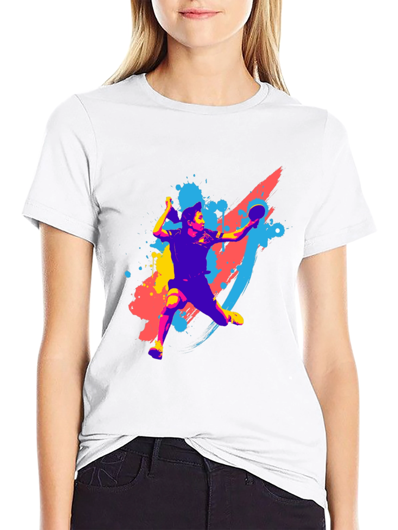 Camiseta Negra con Diseño de Tenis de Mesa Abstracto