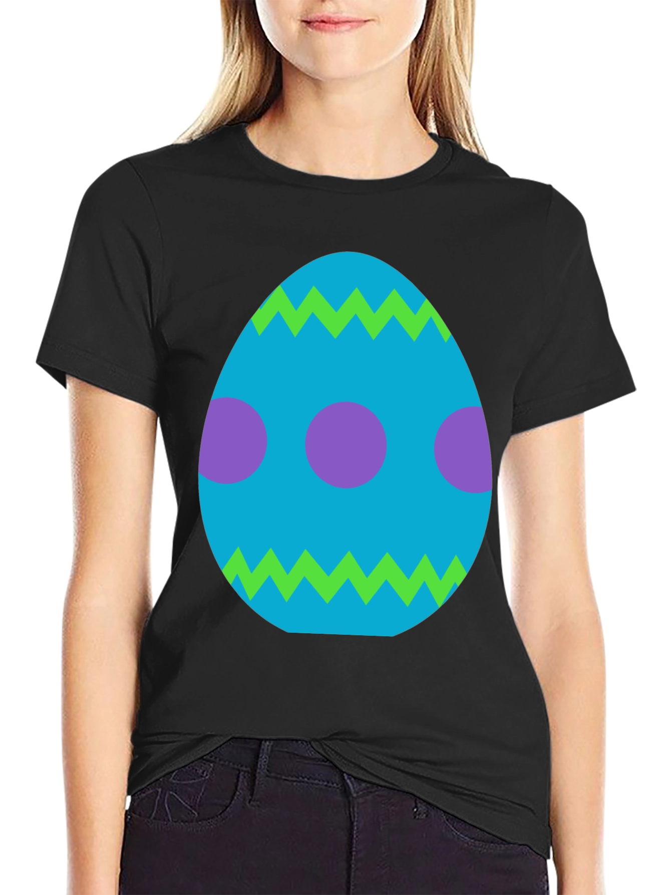 Camiseta Negra con Diseño de Huevo de Pascua
