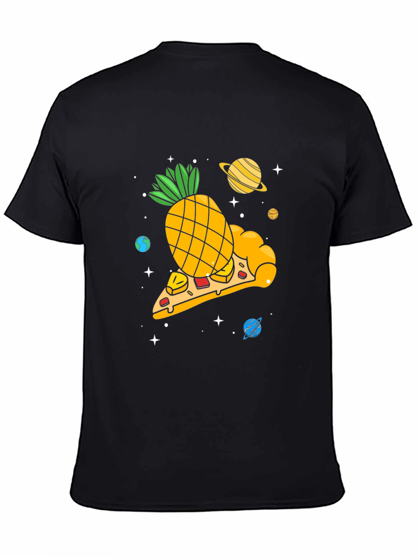 Camiseta Negra con Diseño Pizza Espacial de Piña