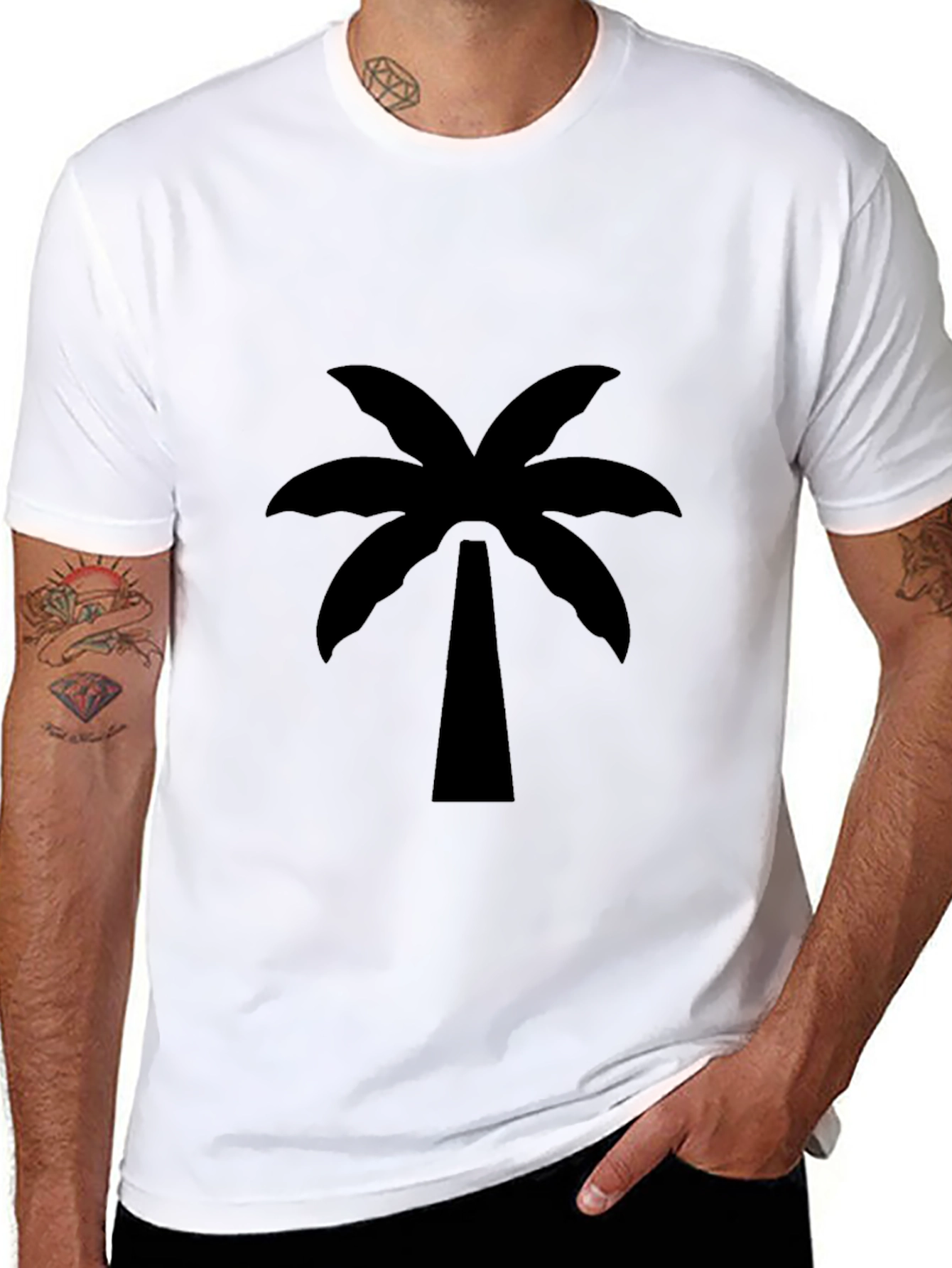 Camiseta Negra Estampada con Palmera Tropical