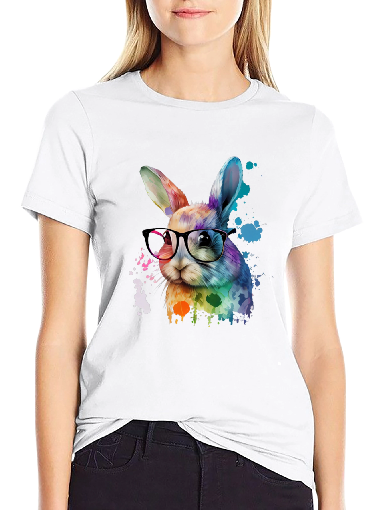 Camiseta Negra con Conejo Nerd Acuarela