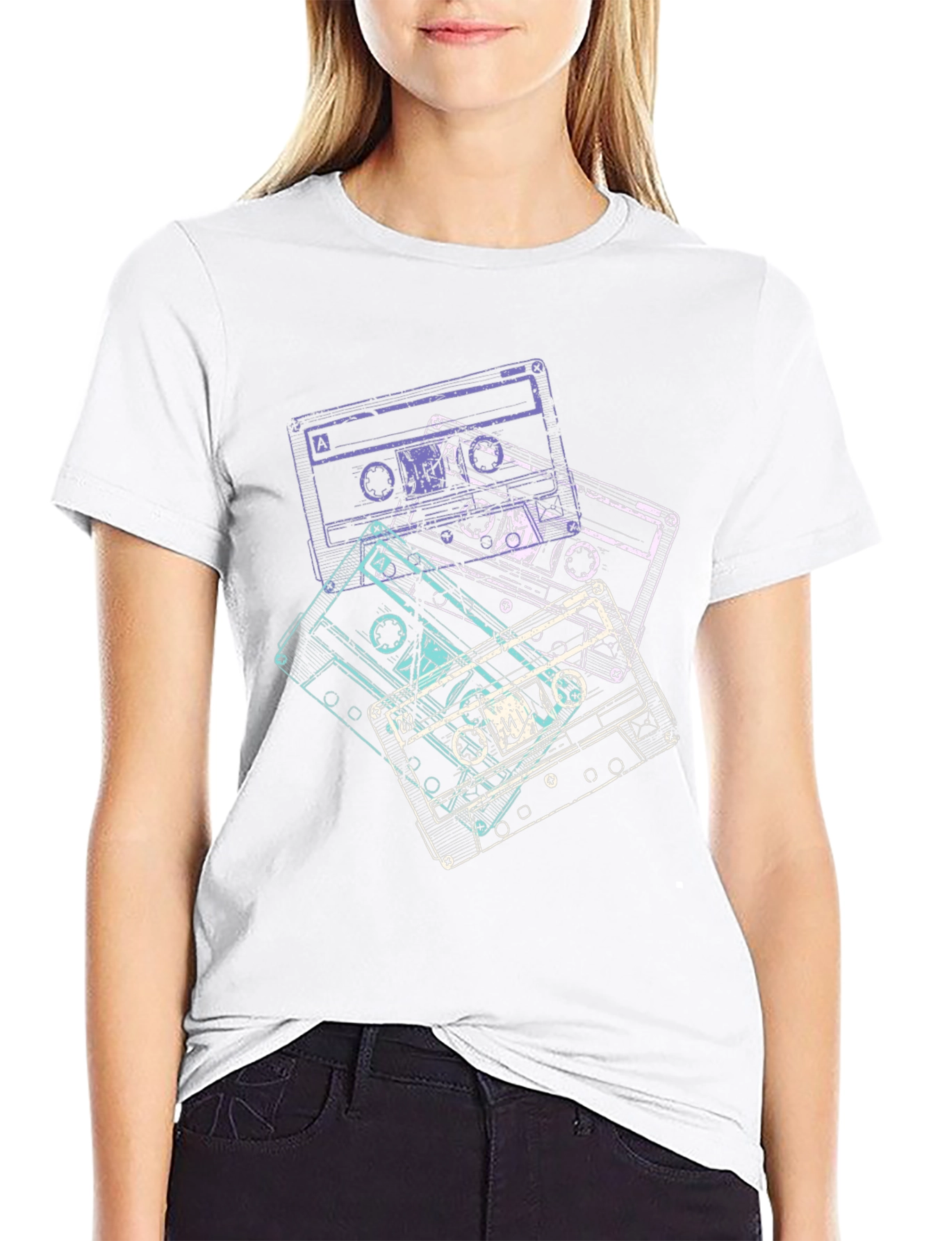 Camiseta Negra con Diseño Retro de Cassettes