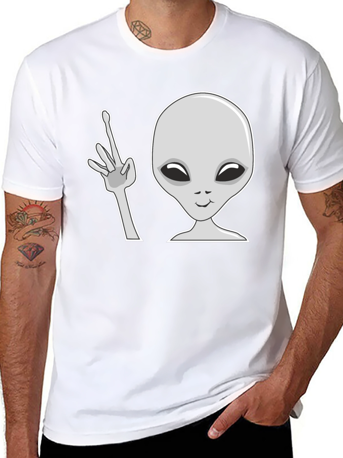 Camiseta Negra con Diseño Alienígena Divertido