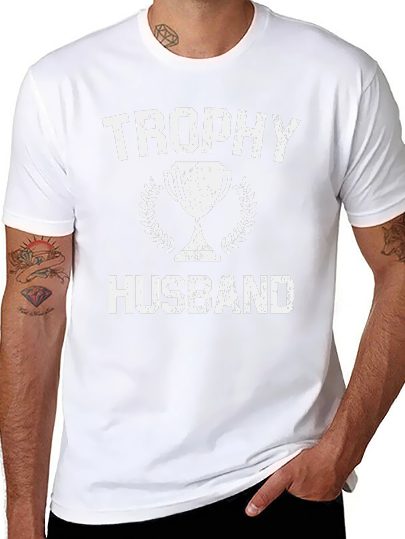 Camiseta Hombre Trophy Husband Negra