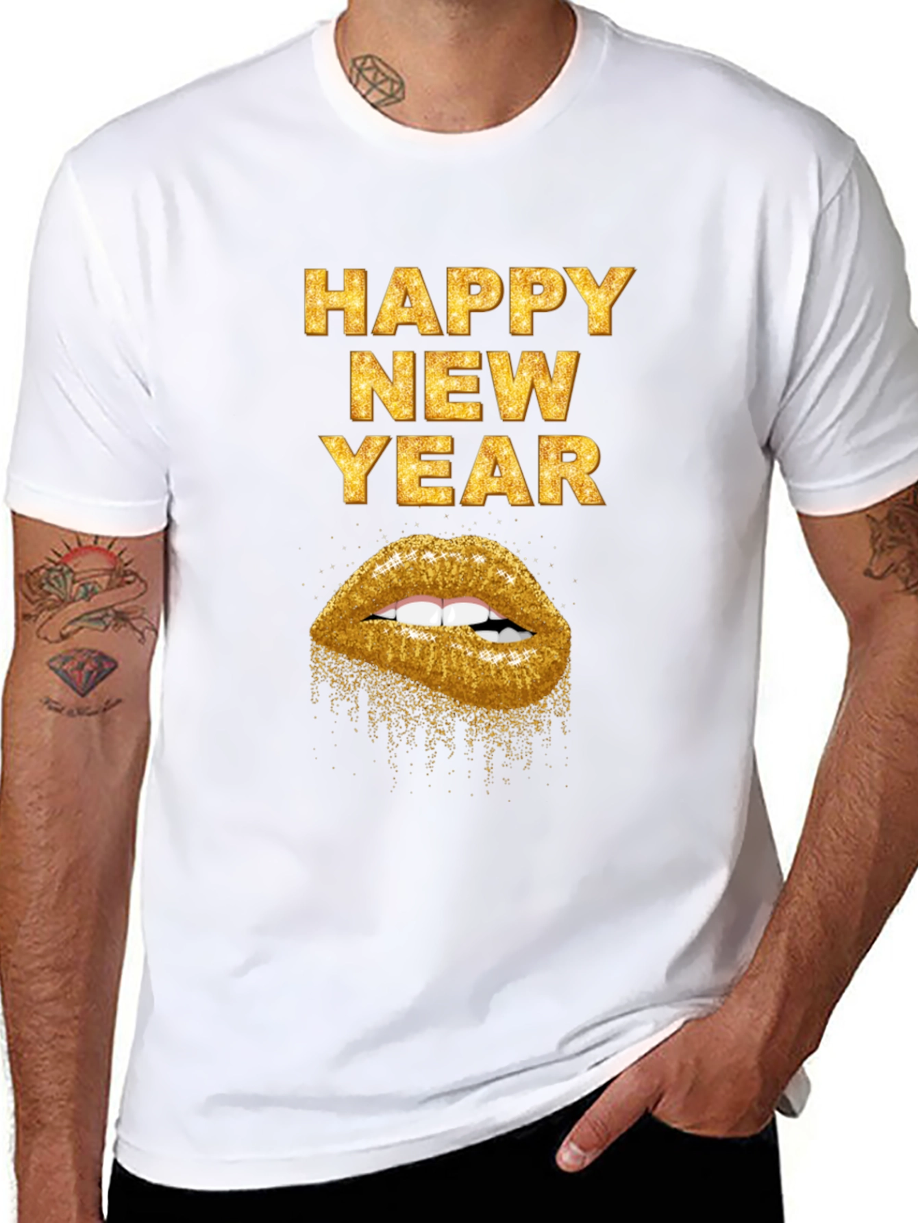 Camiseta Negra Feliz Año Nuevo con Labios Dorados