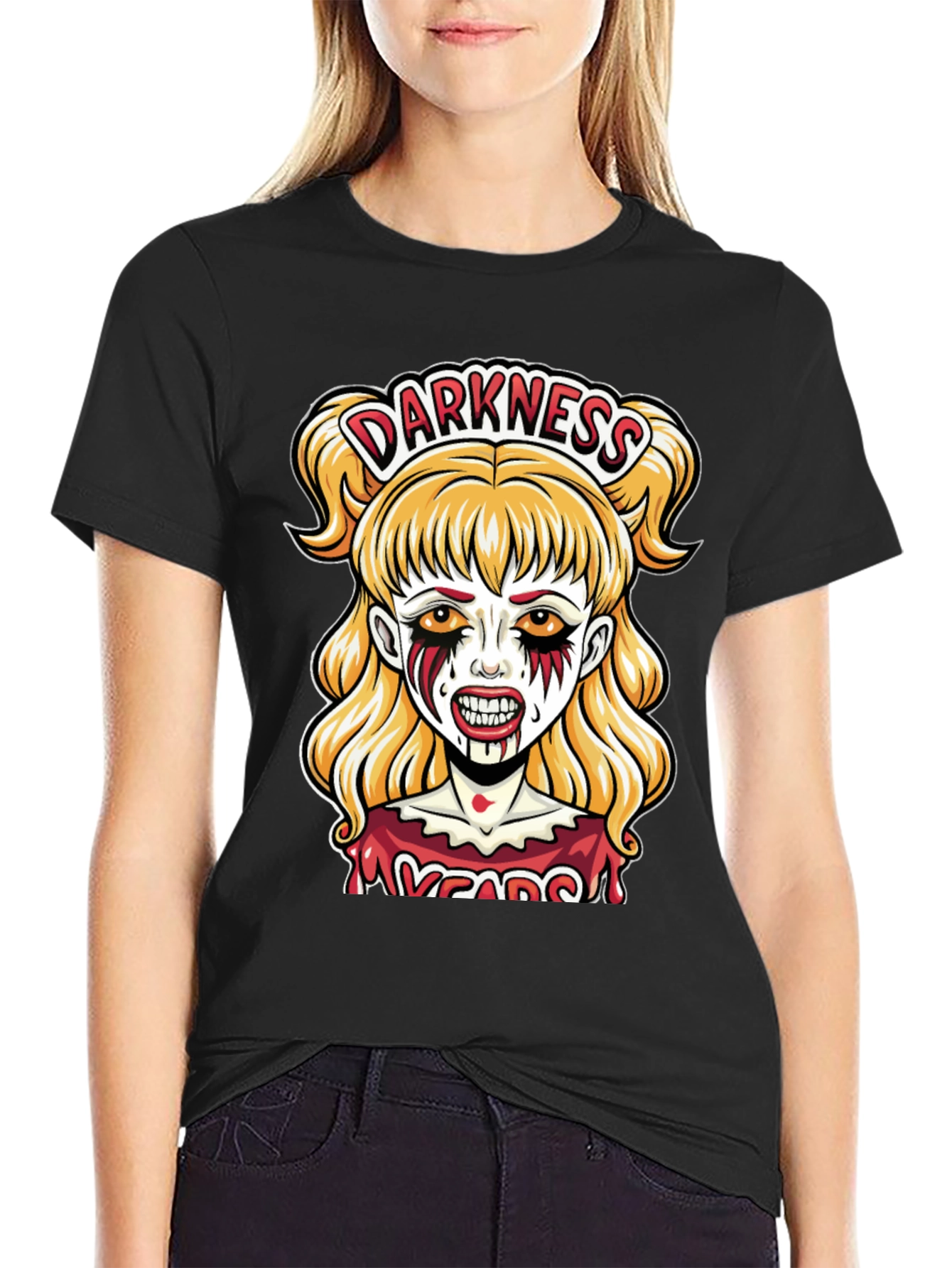 Camiseta Negra con Diseño de Terror Darkness