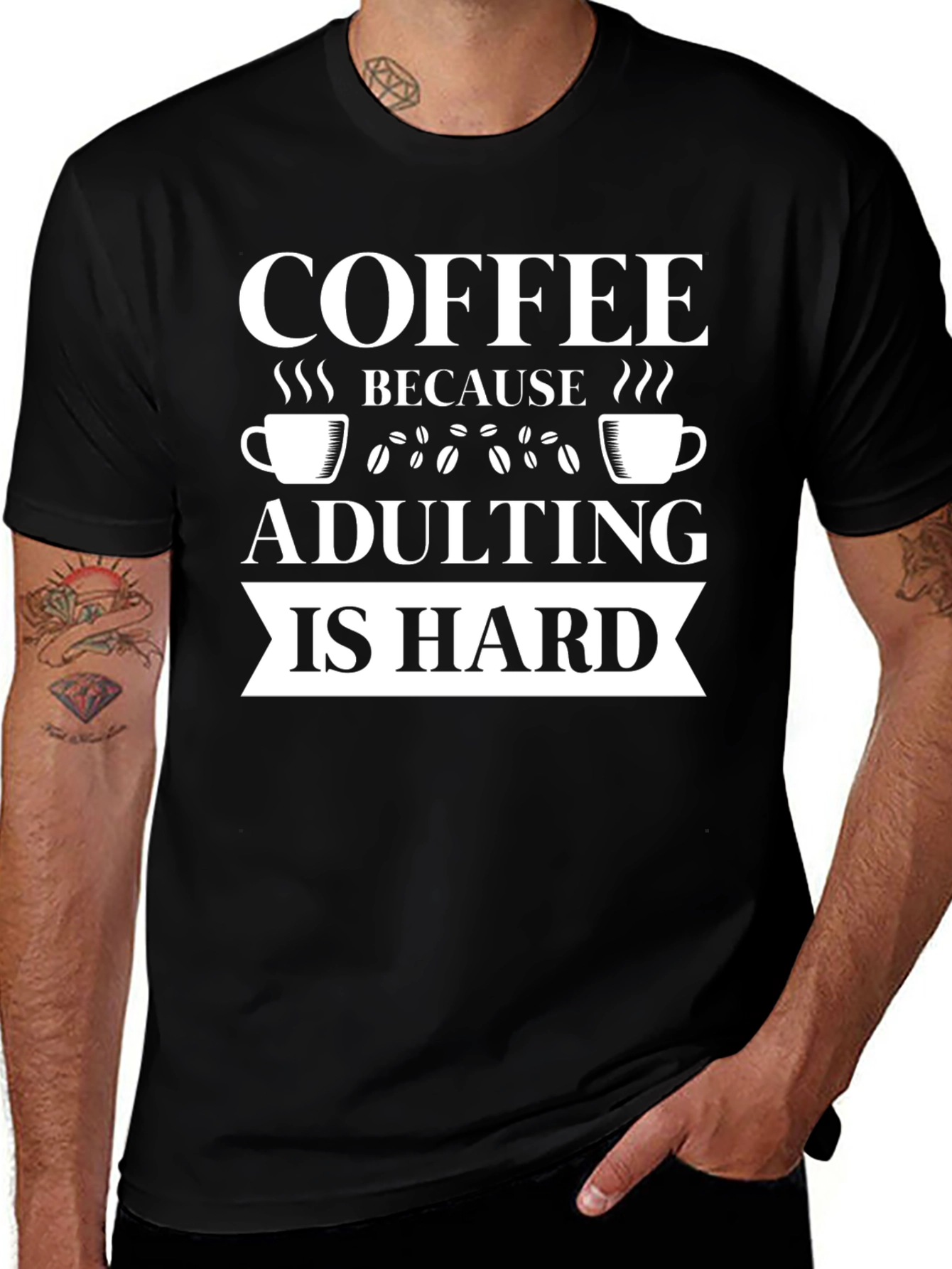 Camiseta Negra: Café Porque Ser Adulto Es Difícil