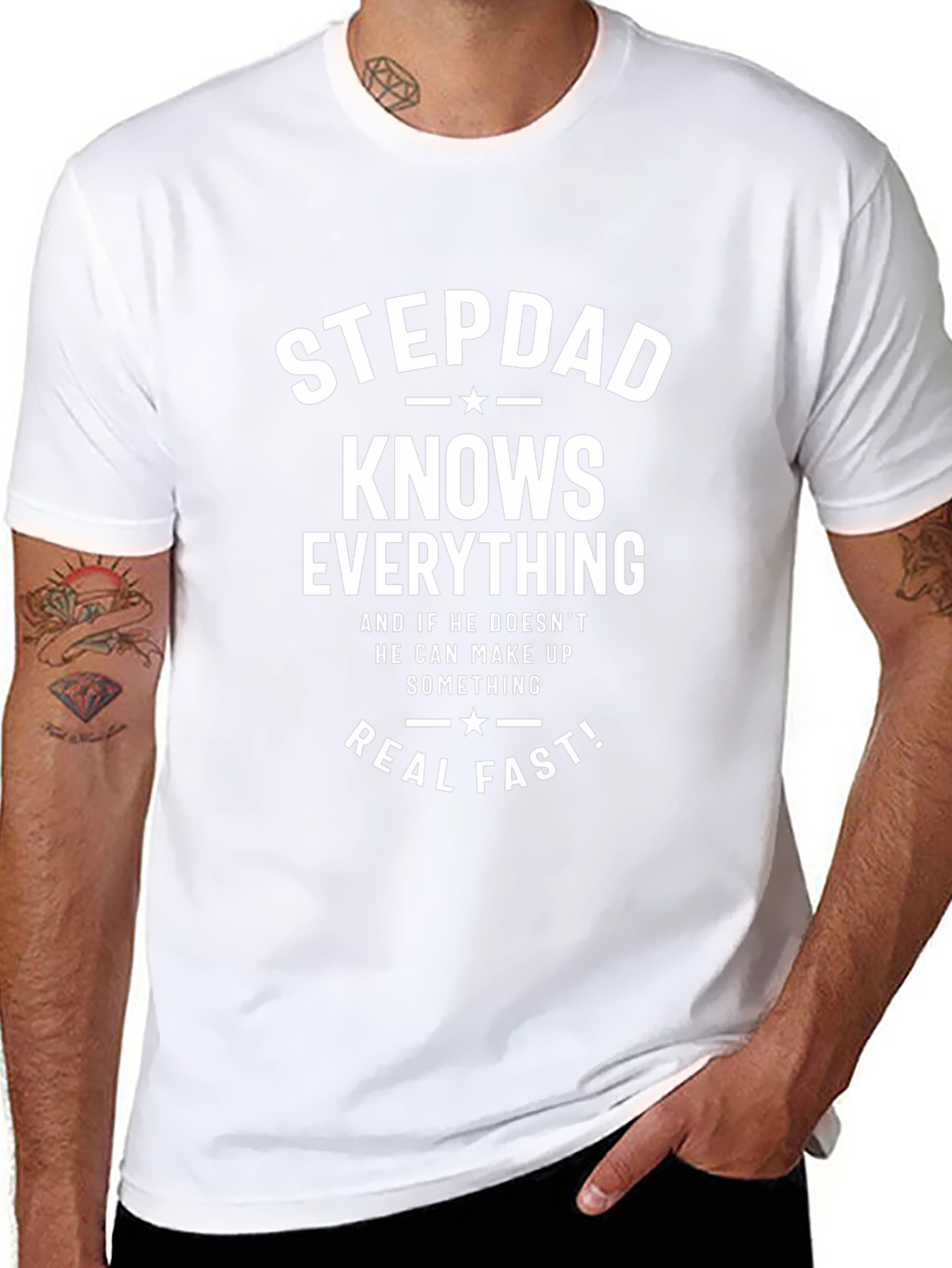 Camiseta Negra: Stepdad Knows Everything