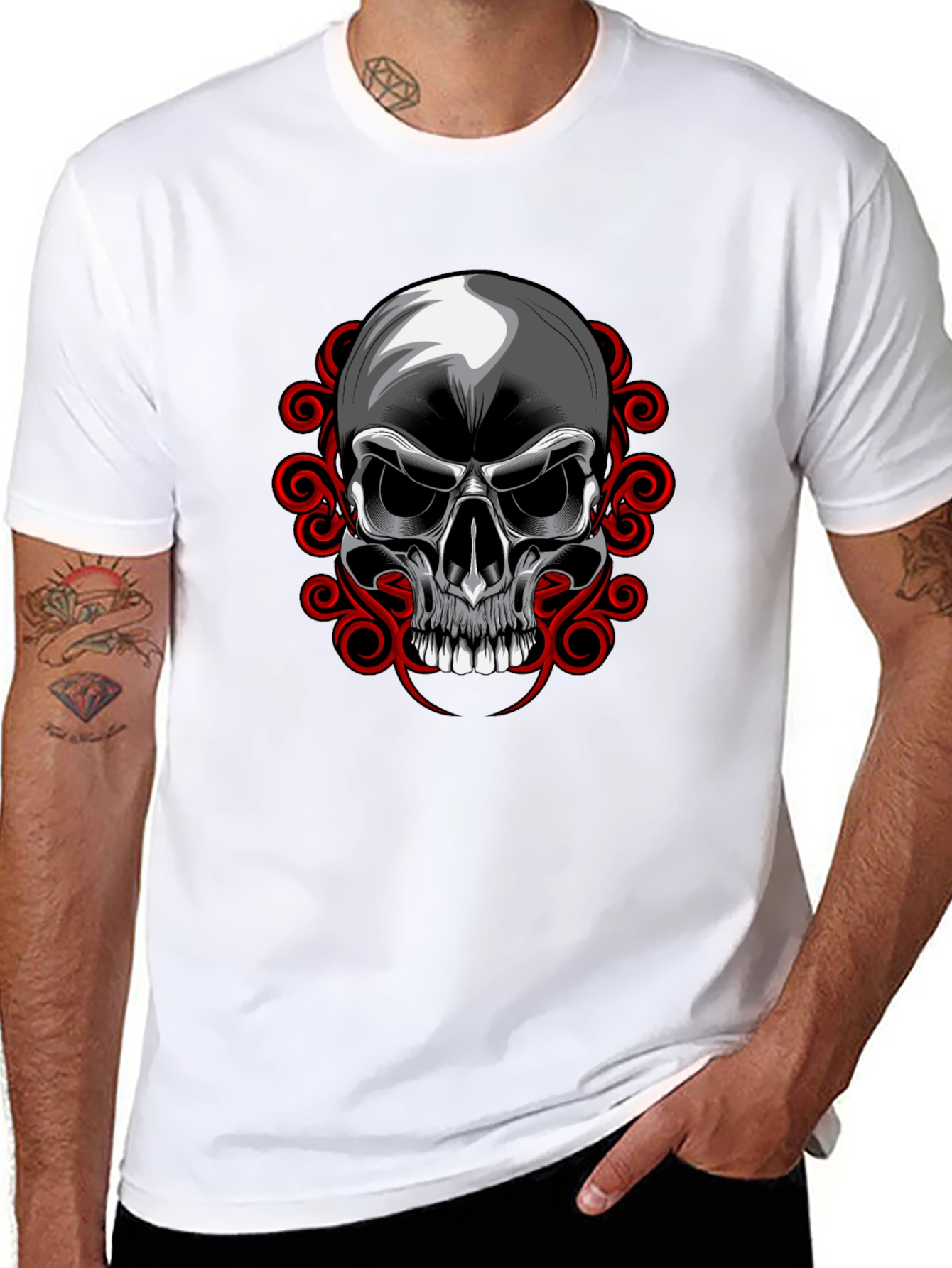 Camiseta Negra con Calavera y Adornos Rojos
