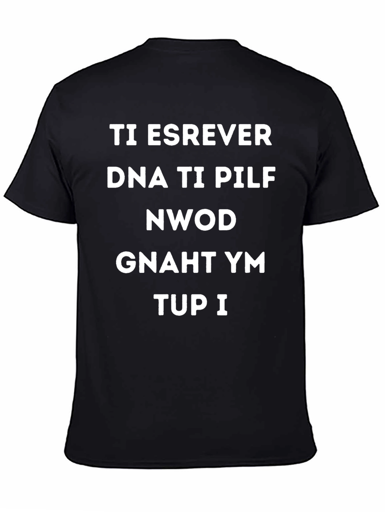 Camiseta Negra con Texto Invertido Divertida