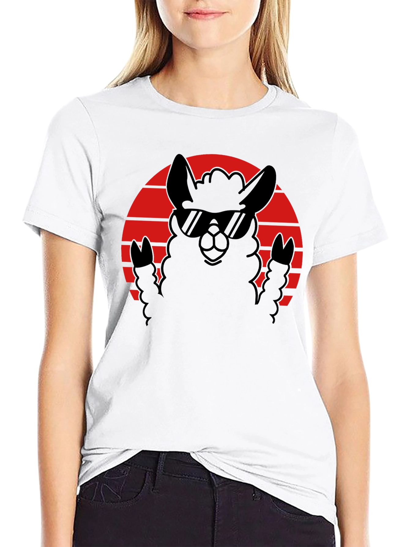 Camiseta Negra con Llama Cool en Rojo y Negro