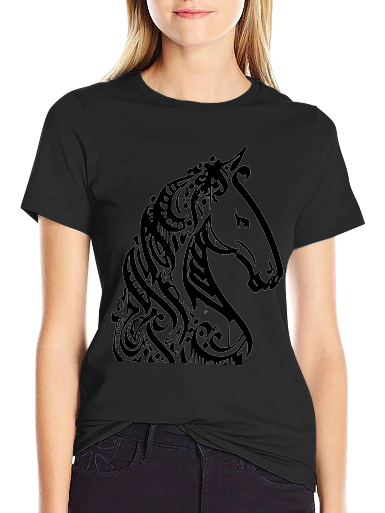 Camiseta Negra Estampado Cabeza de Caballo Tribal