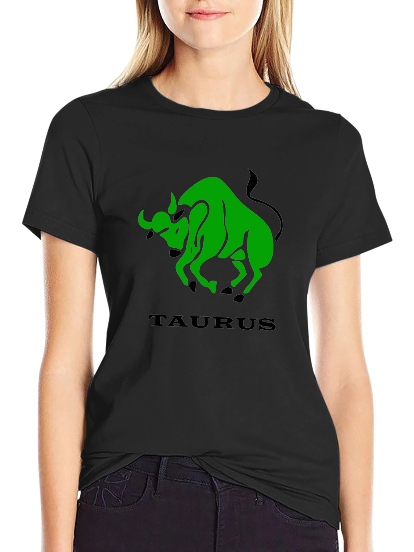 Camiseta Negra con Diseño Tauro Verde