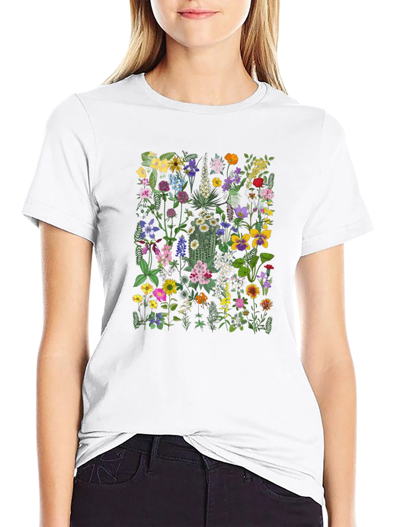 Camiseta Negra con Diseño Floral Único