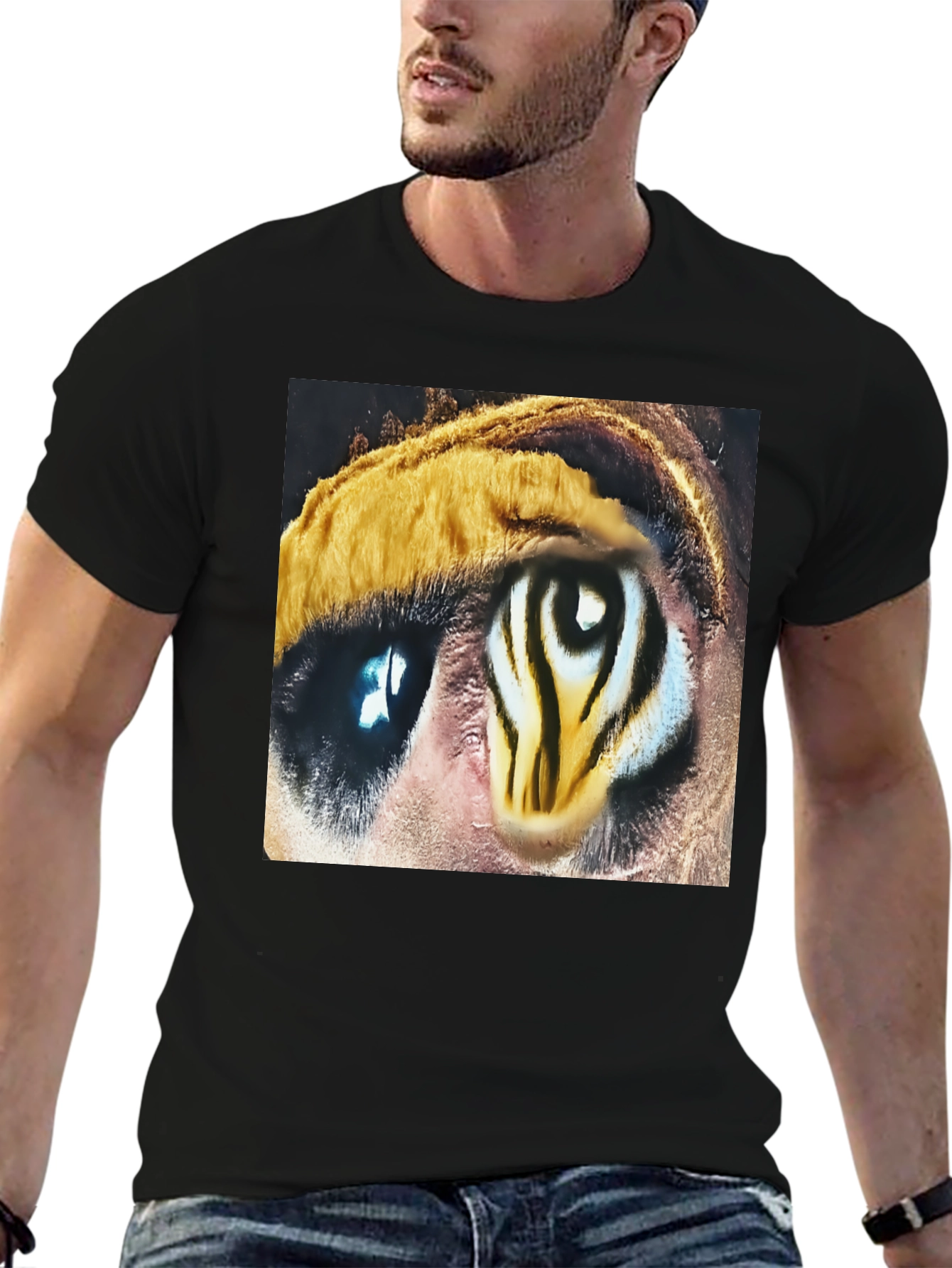 Camiseta Negra con Diseño Ojo de Tigre Abstracto