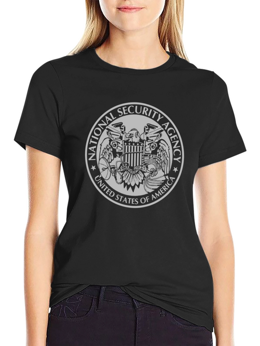 Camiseta Negra con Diseño de la NSA