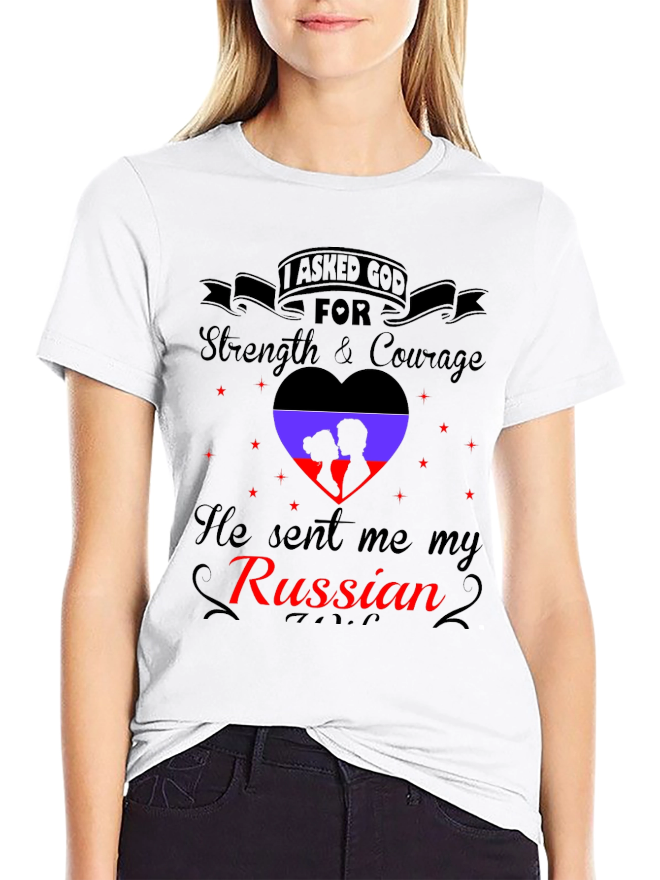 Camiseta Negra con Diseño Romántico Ruso