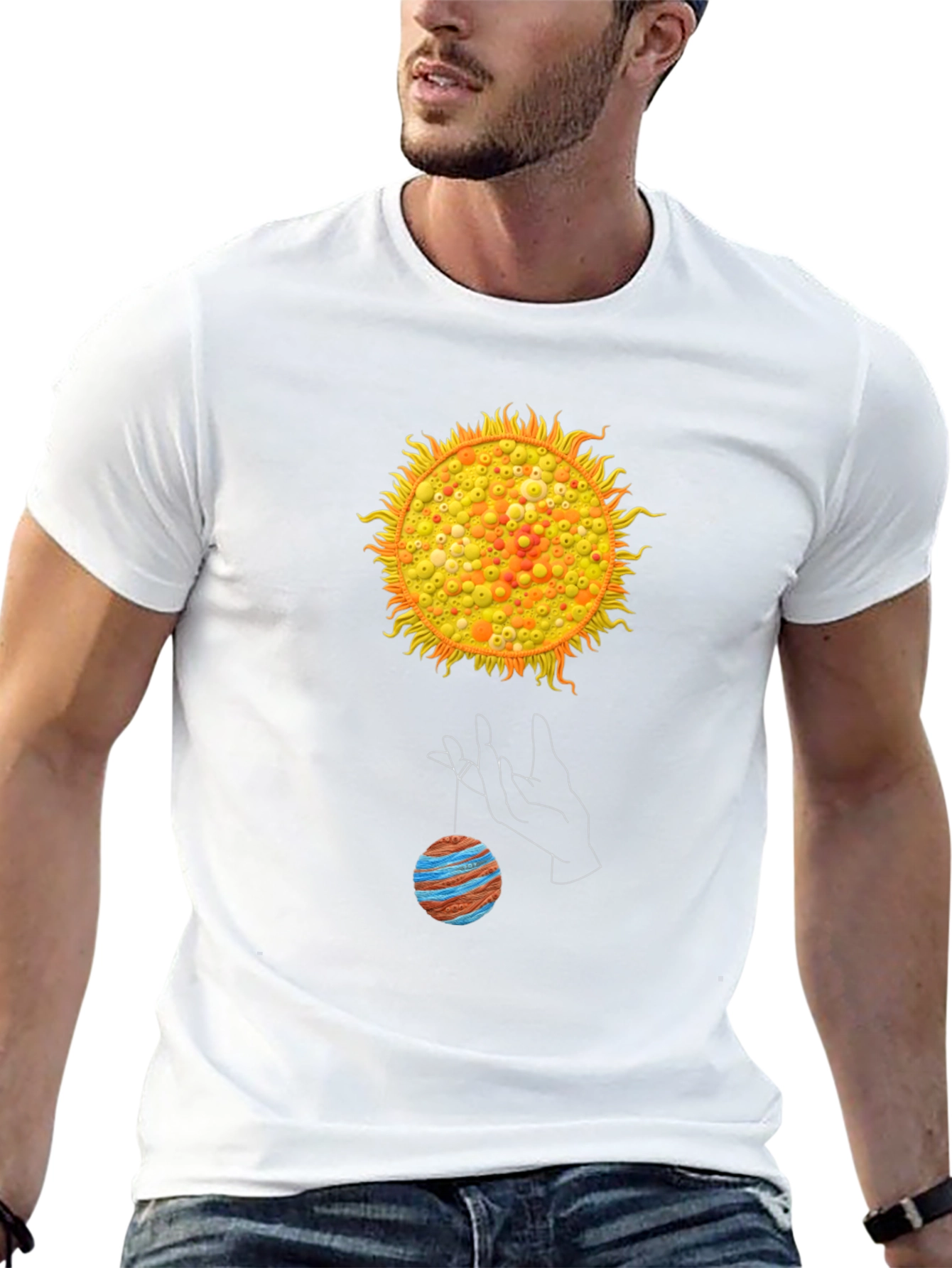 Camiseta Negra con Diseño de Sol y Planeta