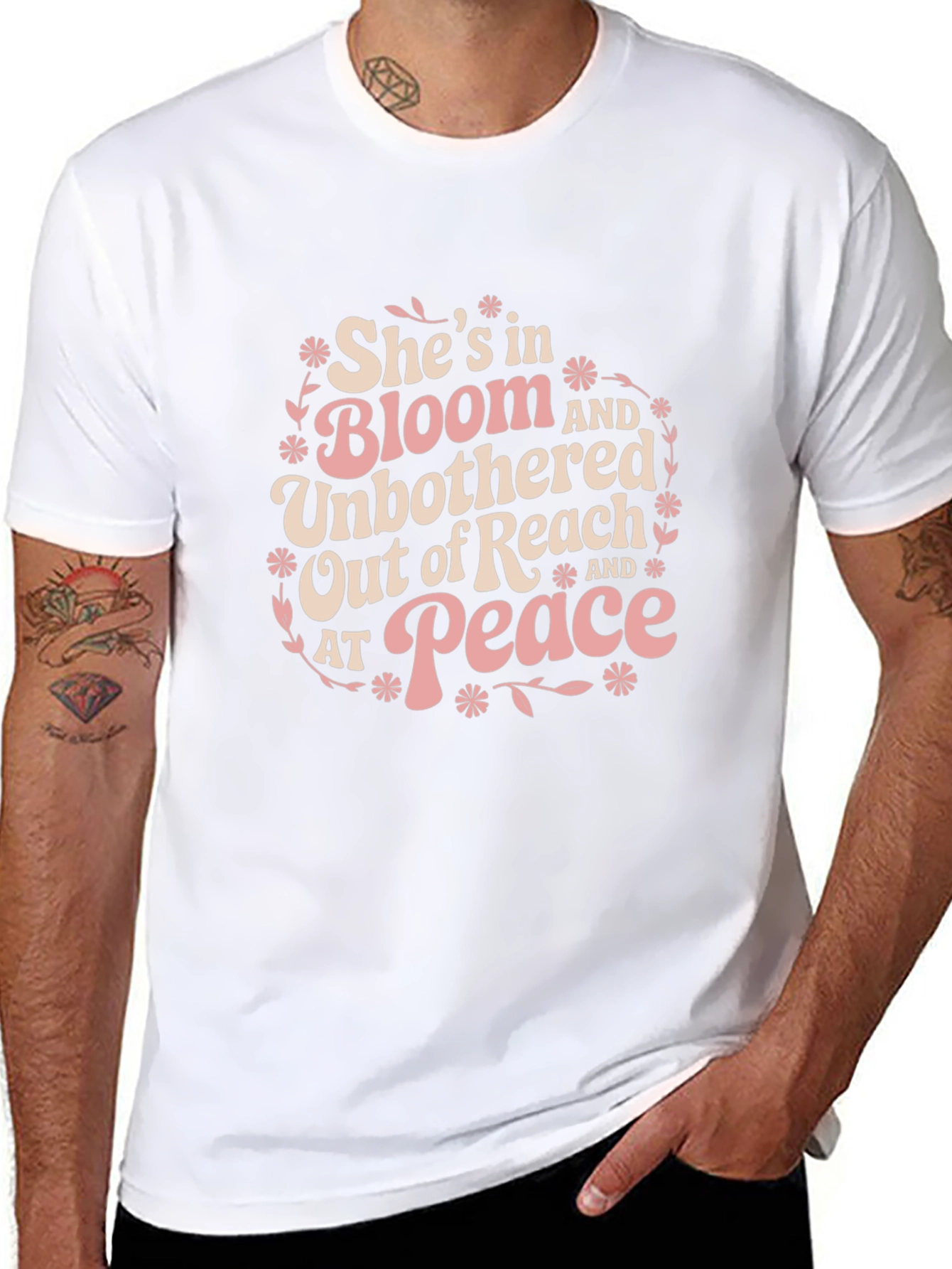 Camiseta Negra: Shes in Bloom