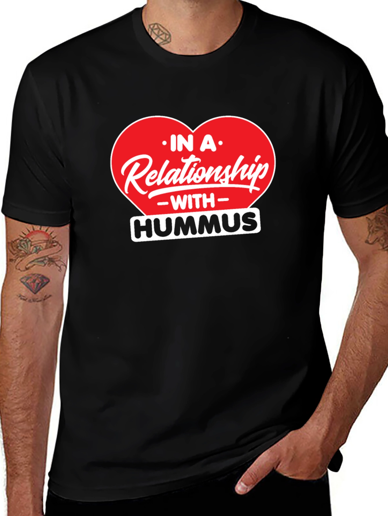 Camiseta Negra En una Relación con Hummus