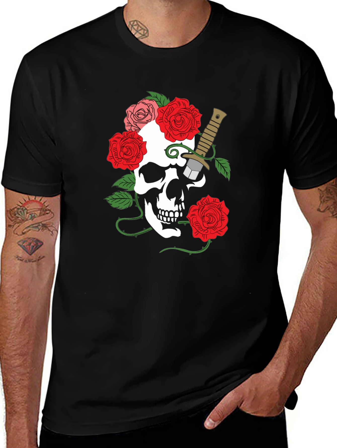 Camiseta Negra con Calavera y Rosas