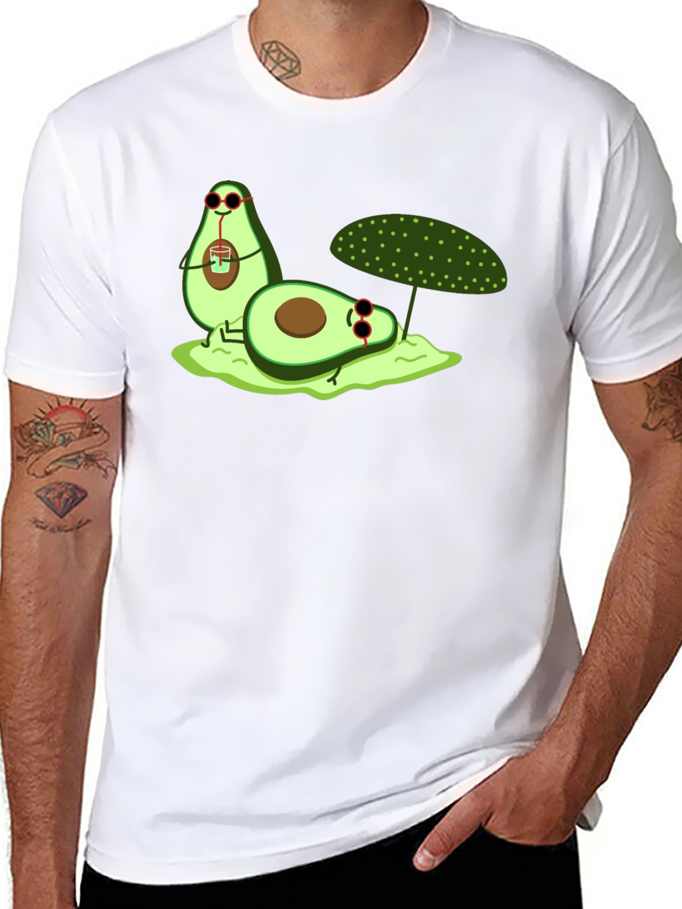 Camiseta Negra con Aguacates Vacacionando