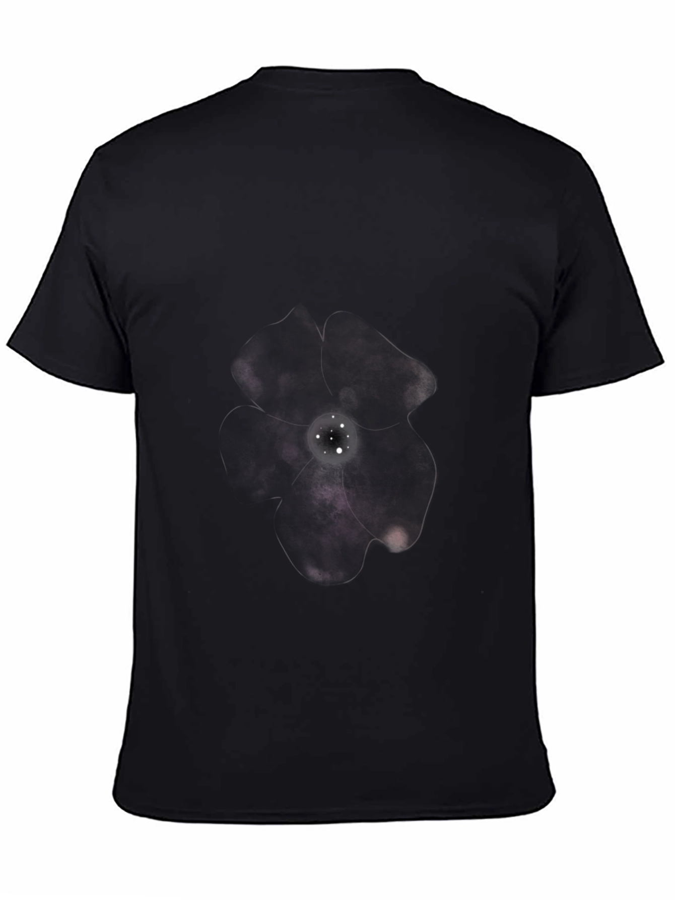 Camiseta Negra Estampado Nebulosa Cósmica