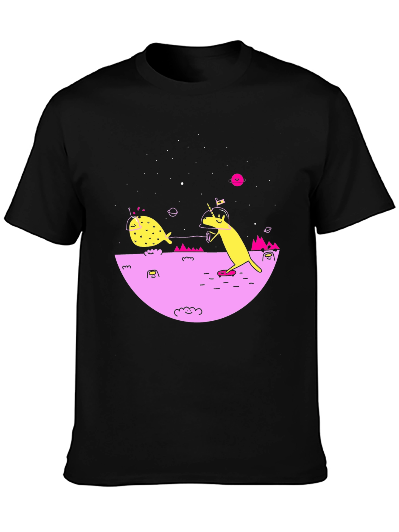 Camiseta Negra con Diseño Espacial Divertido
