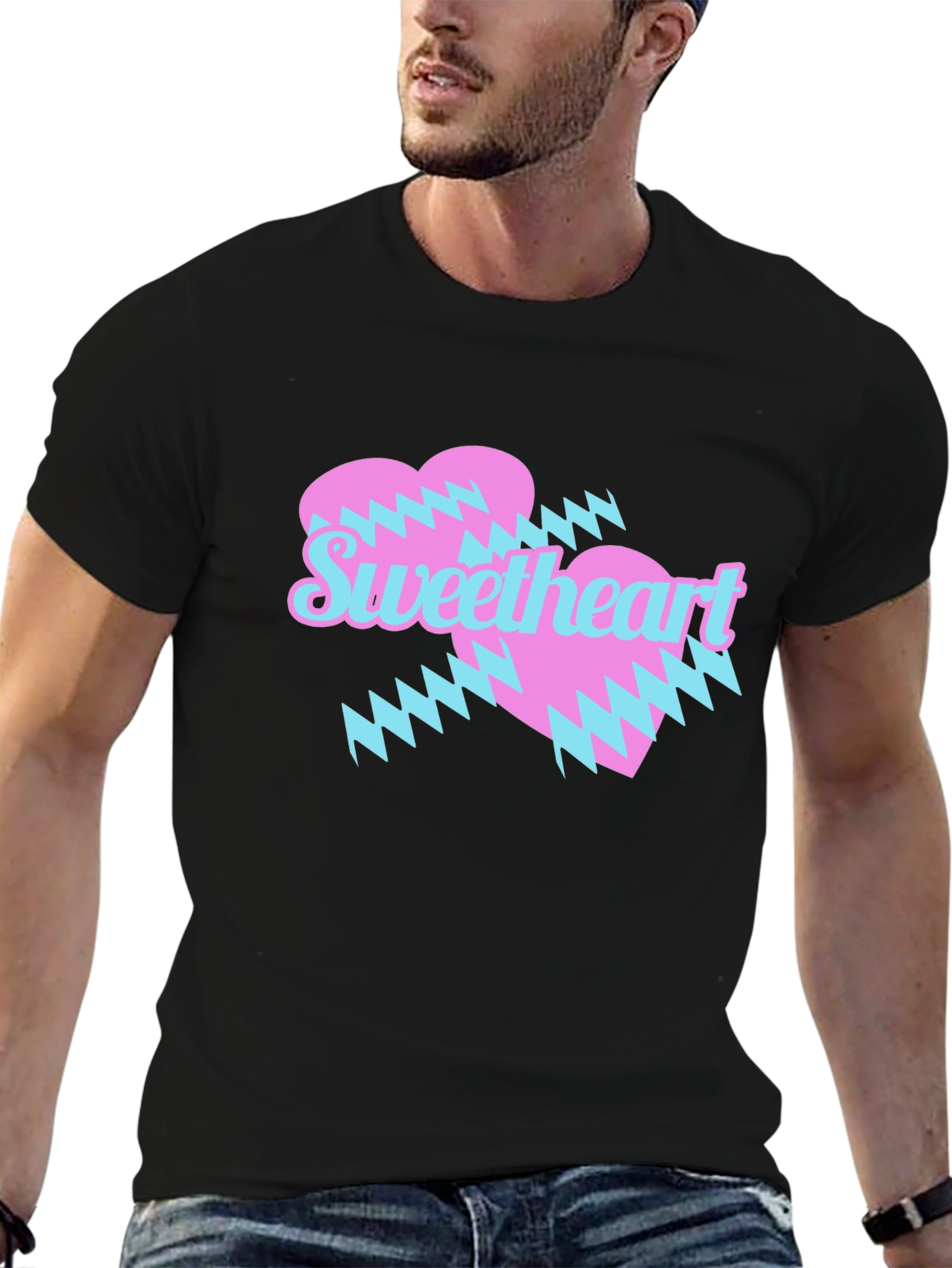 Camiseta Negra Sweetheart Diseño Corazones Retro