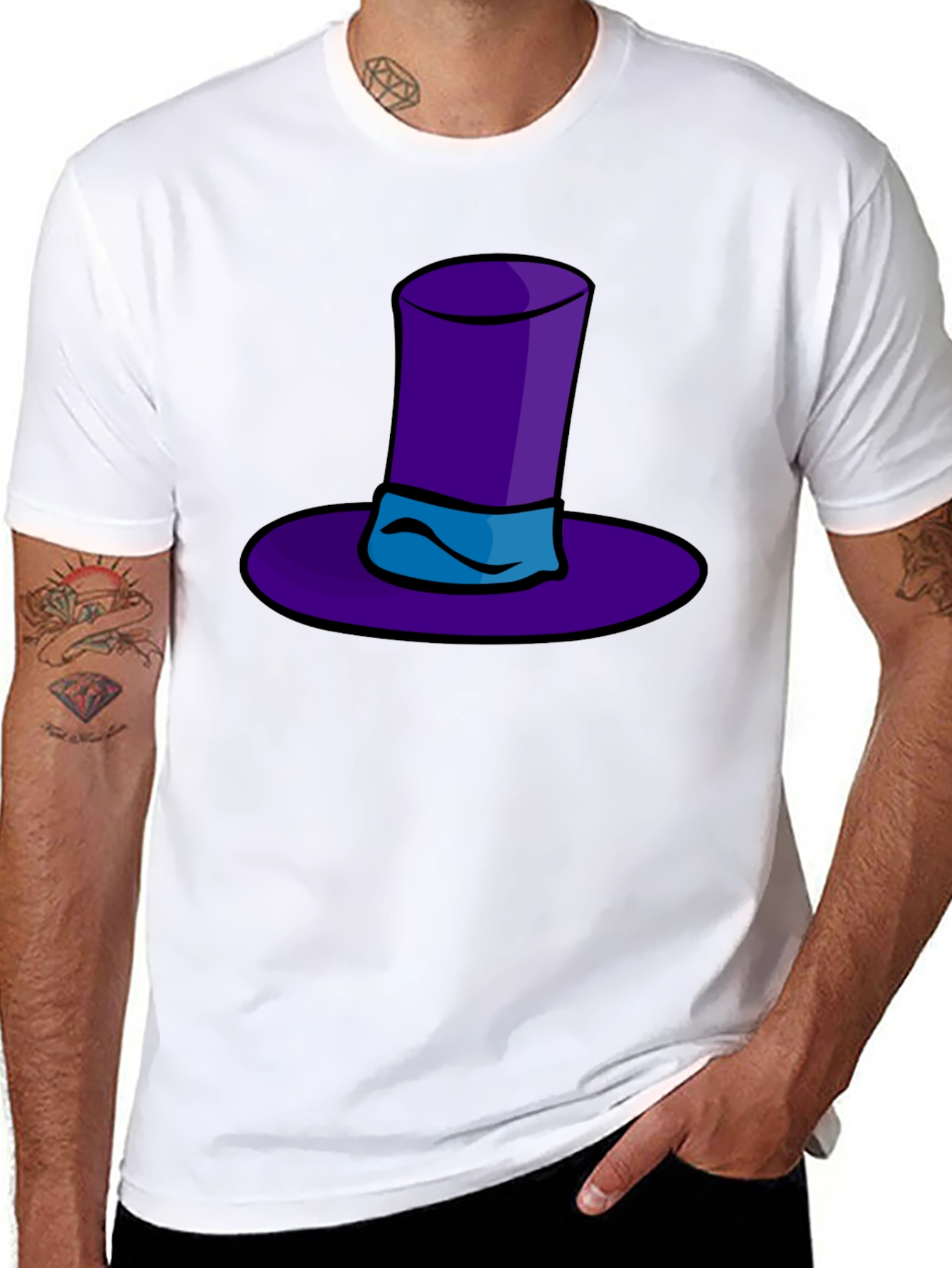 Camiseta Negra con Sombrero de Copa Morado