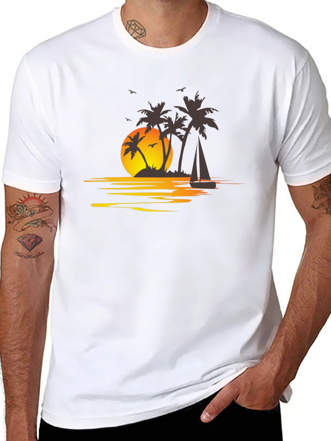 Camiseta Negra con Estampado Tropical al Atardecer