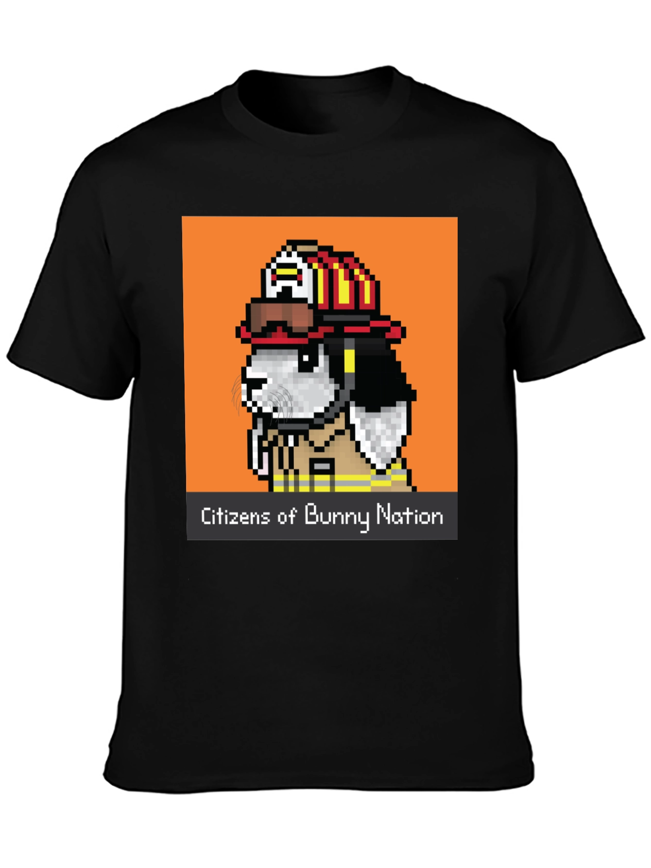 Camiseta Negra con Diseño Conejo Bombero